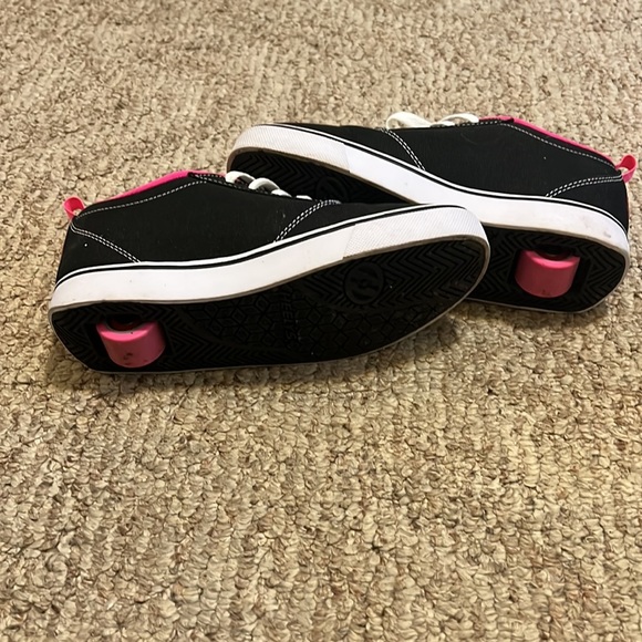 Heelys skate sneakers - Picture 3 of 4
